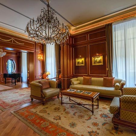 Grand Hotel Wagner Palermo Esterno foto The interior of the hotel