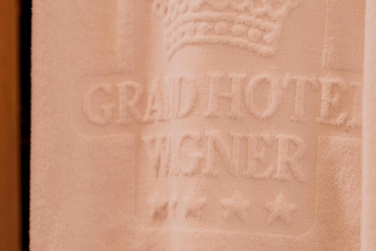Grand Hotel Wagner Palermo Esterno foto Signature of the artist