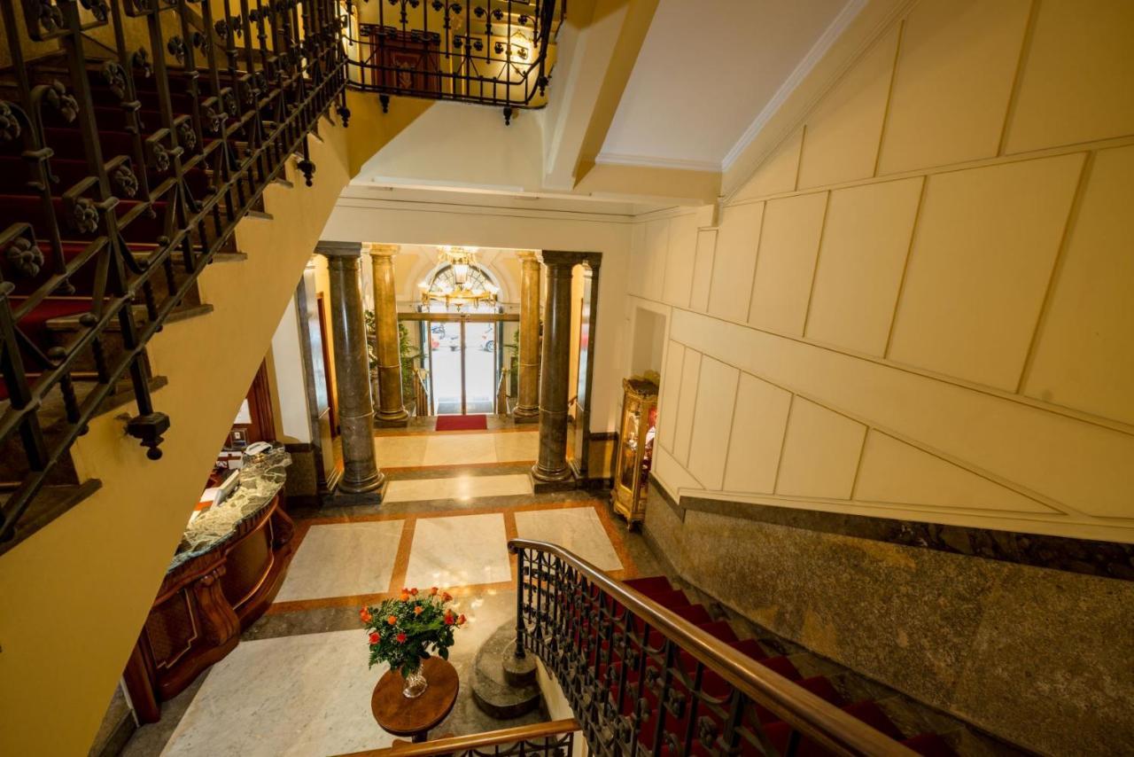 Grand Hotel Wagner Palermo Esterno foto Interior of the hotel