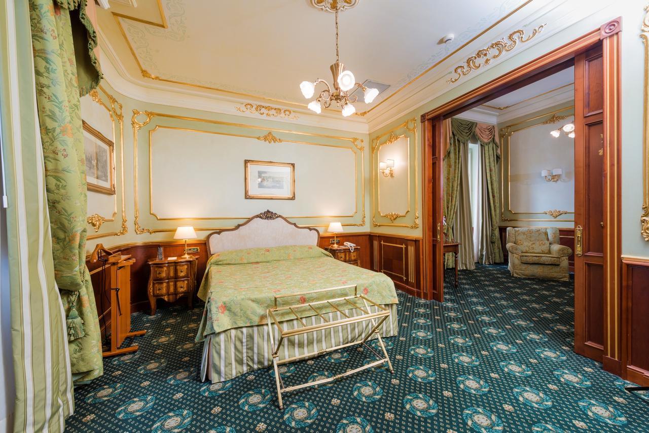 Grand Hotel Wagner Palermo Esterno foto A suite at the Grand Hotel